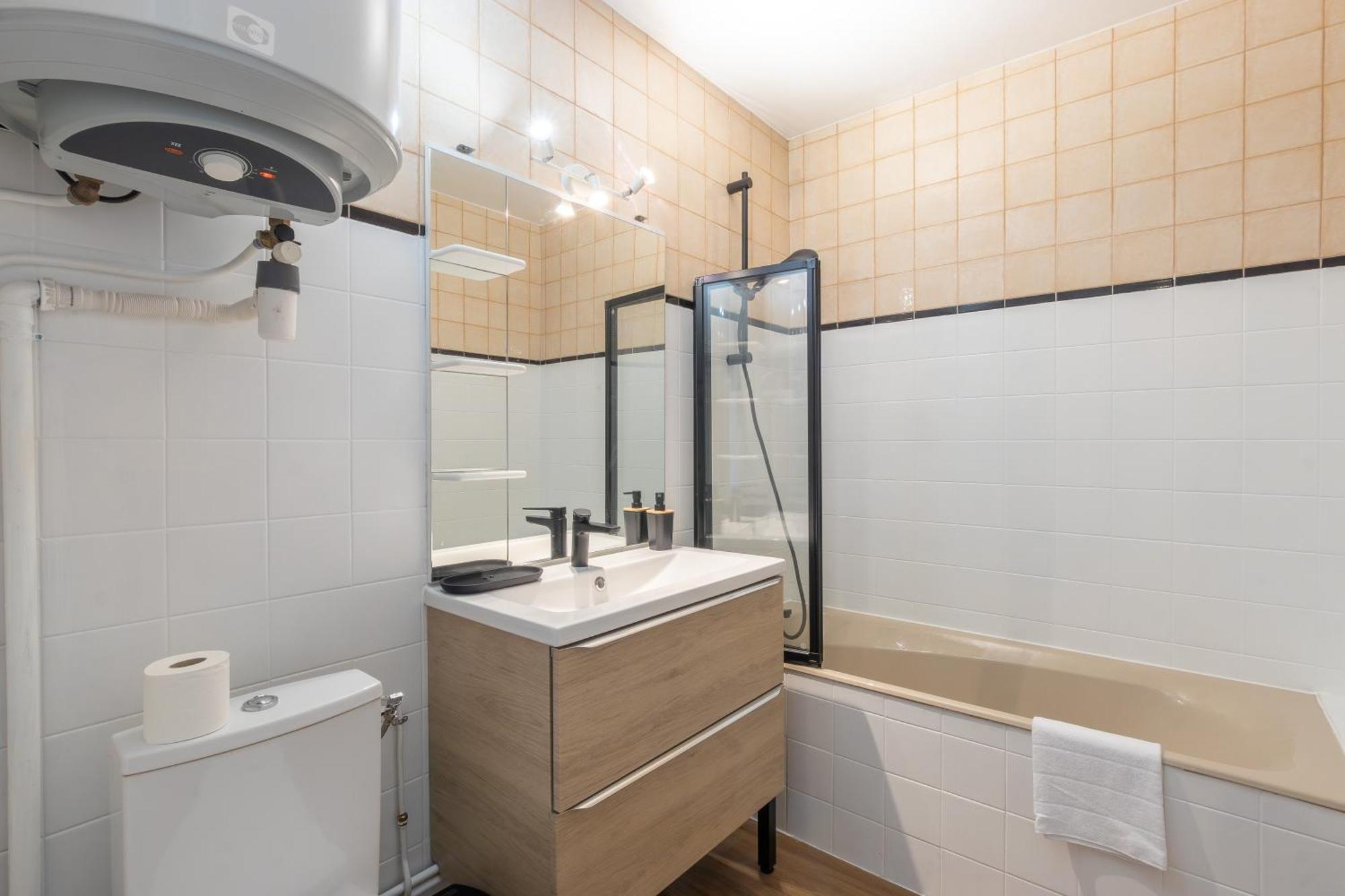 Cabana & L' Ideal - Gare, Lac Et Parking Public 5 Min 阿讷西 外观 照片